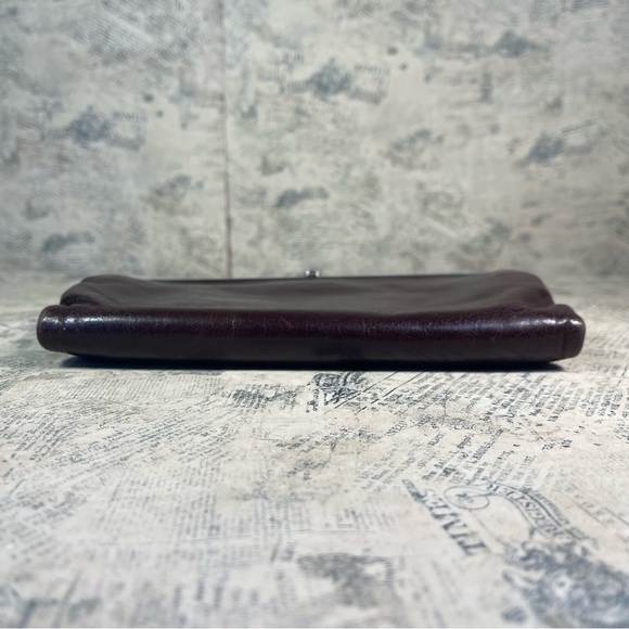 HOBO Lauren Brown Leather clutch wallet - Picture 5 of 13